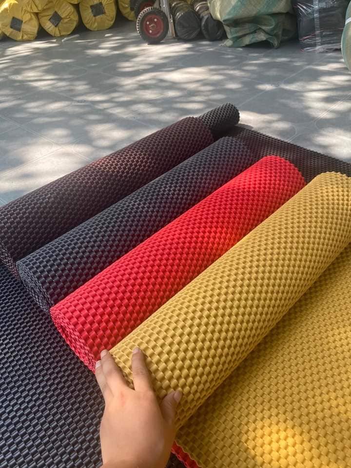 Thảm Lót Sàn Caosu Không Mùi Cho Ô Tô 4 chỗ ,5 chỗ đến 7 chỗ. Màu Đen, Ghi, Nâu,Kem Vàng - Ảnh 2