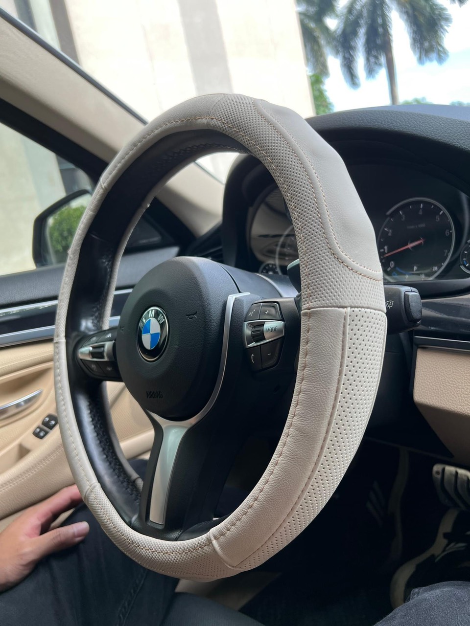 Bọc Vô Lăng Tay Lái Ô Tô Cho Xe 4 Chỗ Đến 7 Chỗ Bằng Da Bò 100% CAO CẤP - Bảo Hành 2 Năm - Ảnh 8