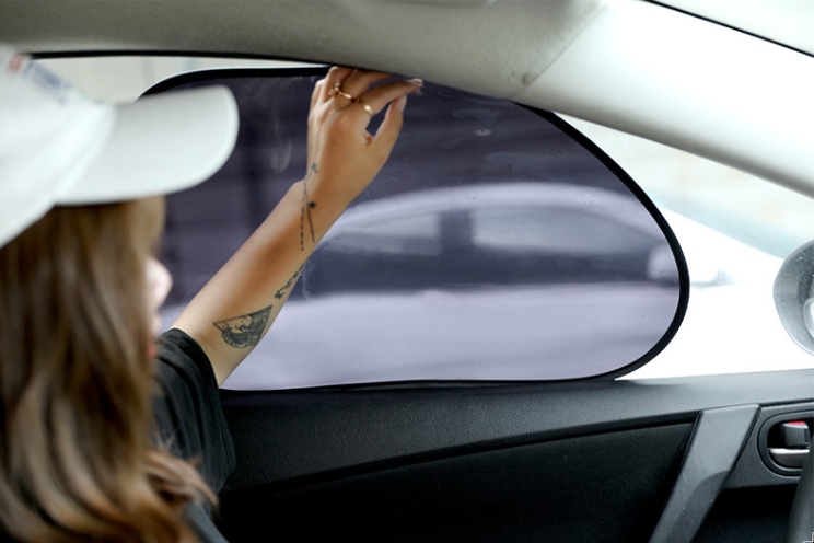 Tấm che nắng cao su non cửa bên ô tô, xe hơi - Tự hút không cần đế hít. Tấm chắn nắng cho ô tô